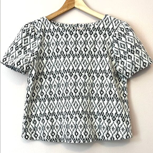 Philosophy Tops - Philosophy Ikat Print Textured Puff Short Sleeve Top Small Geometric Boho Spring